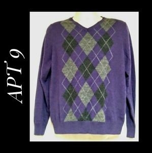 Men's APT 9 V-Neck Purple Argyle Sweater Large